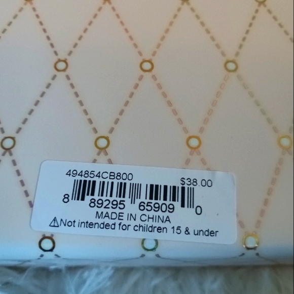 Betsey Johnson earrings - Picture 3 of 6